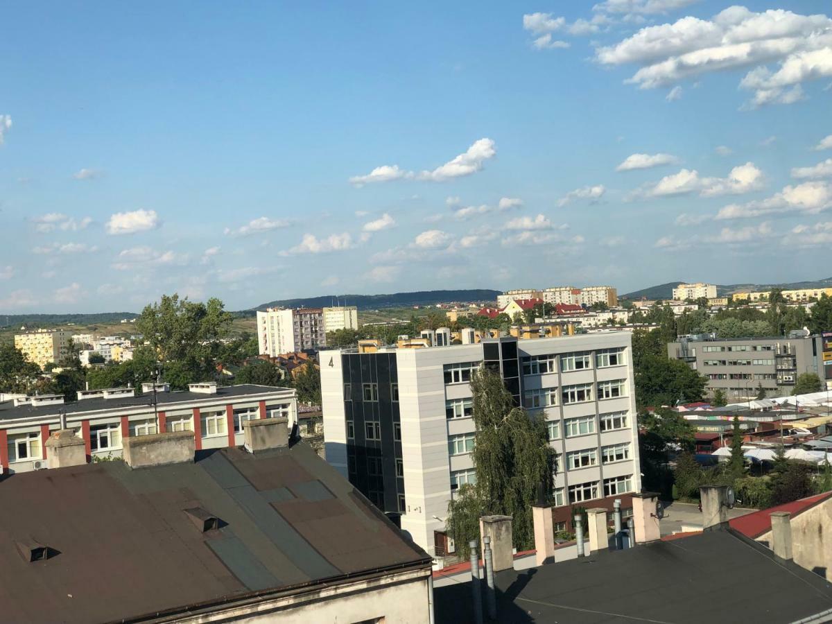 Klimatyzowany Apartament Roma Z Garazem Podziemnym Kielce Exteriér fotografie