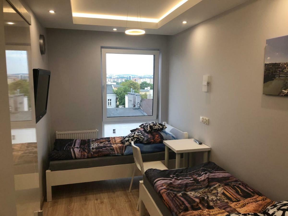 Klimatyzowany Apartament Roma Z Garazem Podziemnym Kielce Exteriér fotografie